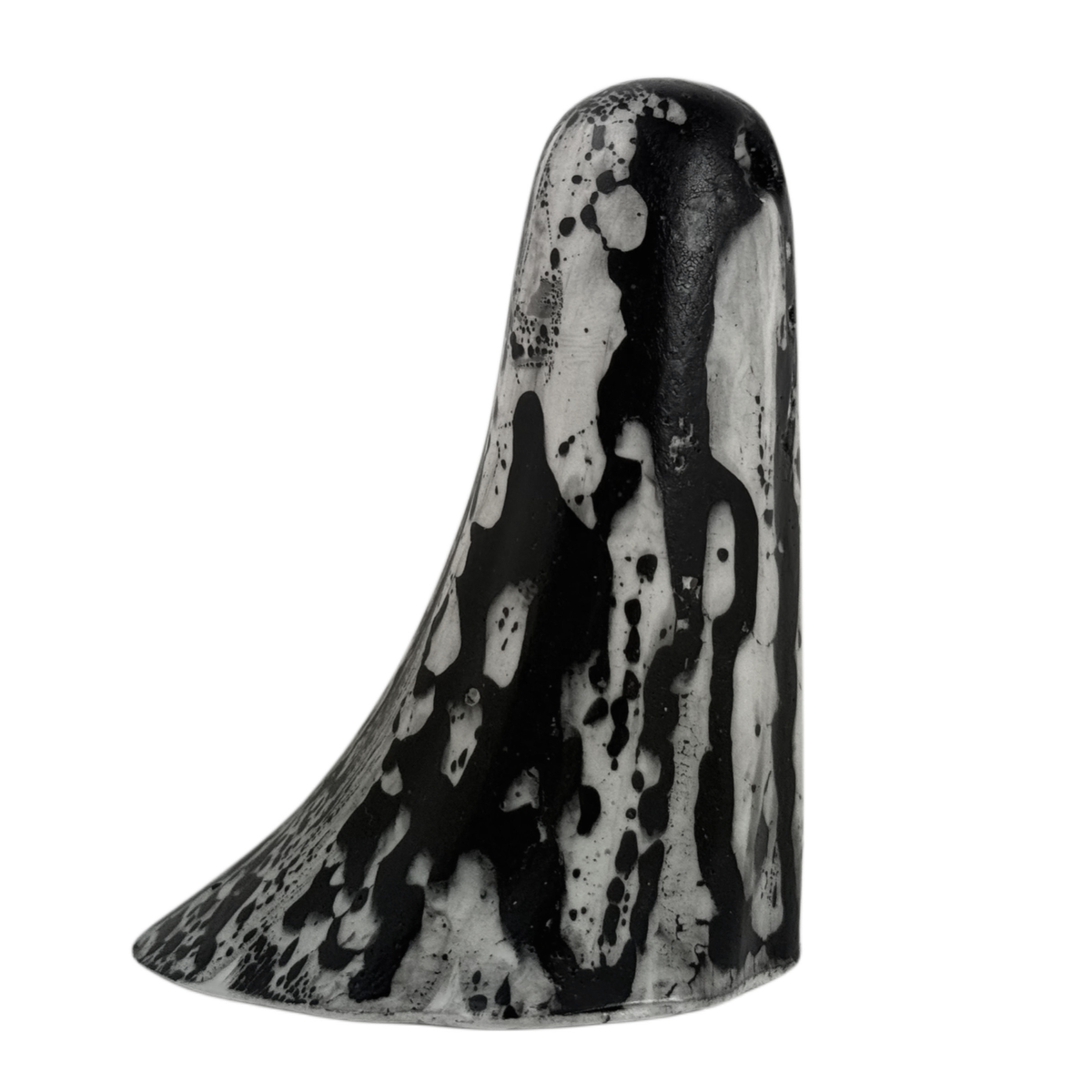 The Eldritch Ghost Figurine - Heathcliffe