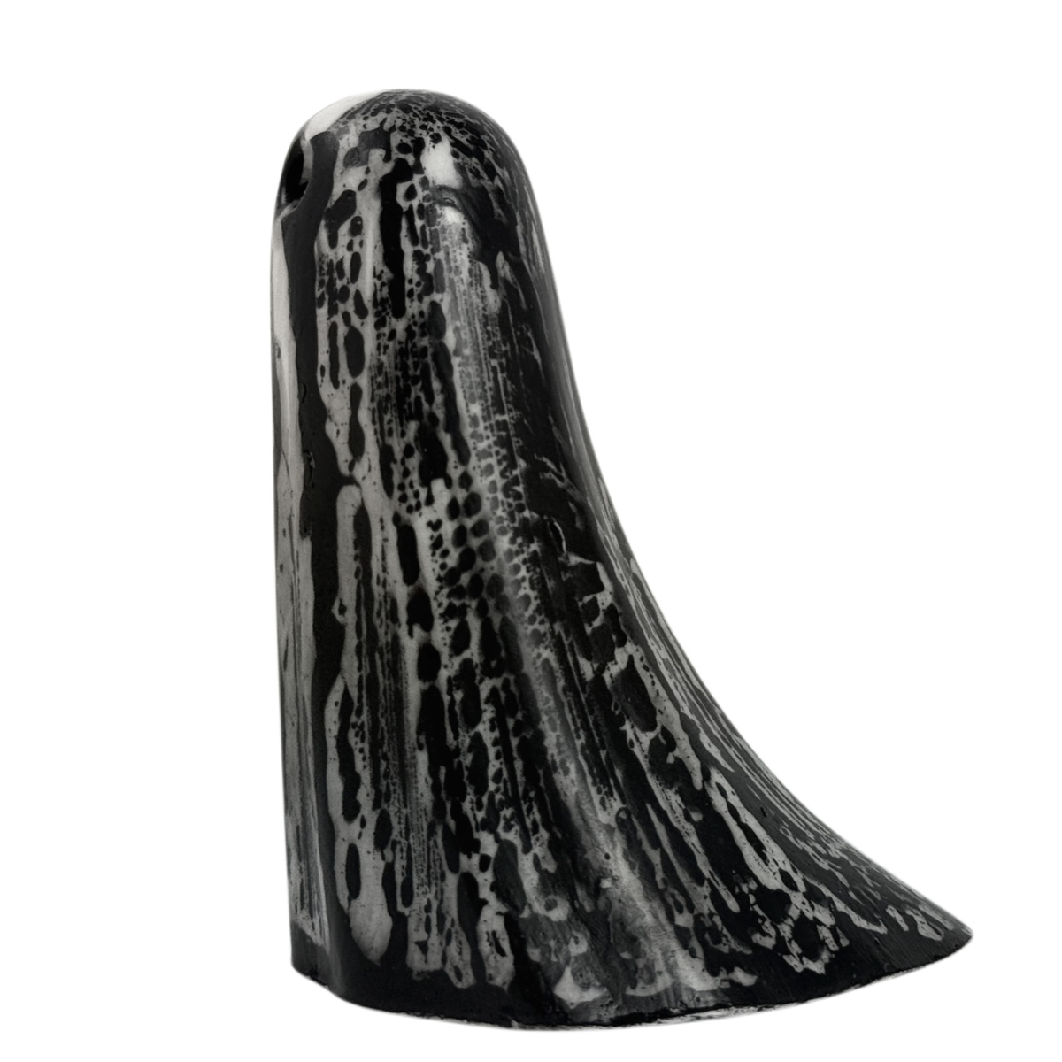 The Eldritch Ghost Figurine - Carmen