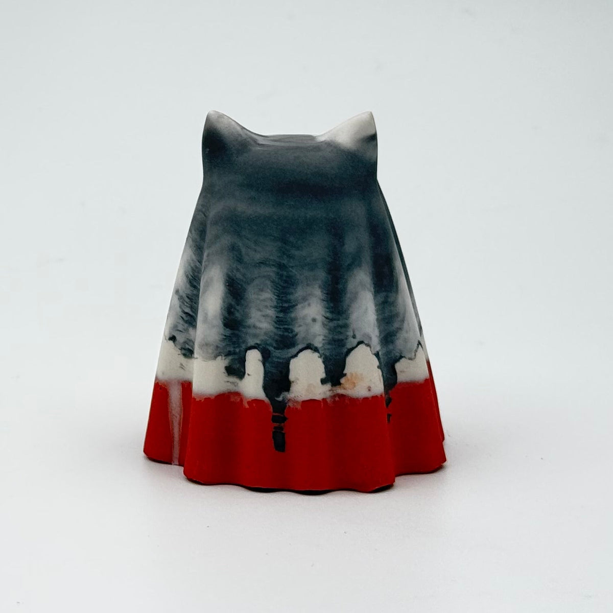 The Samhain Harbinger Familiar Ghost Figurine - Runa