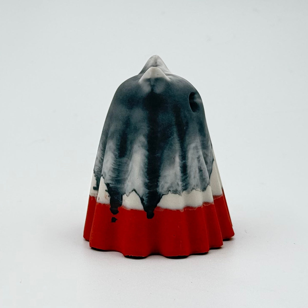 The Samhain Harbinger Familiar Ghost Figurine - Runa